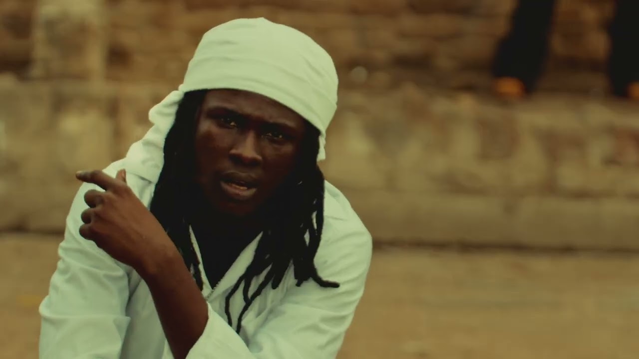 ACE ILLY – Berma ACE ILLY – Berma